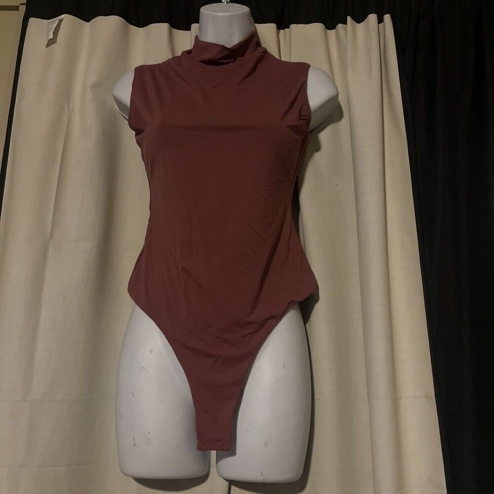 Pumiey Women's Turtleneck Sleeveless Bodysuit Size Medium